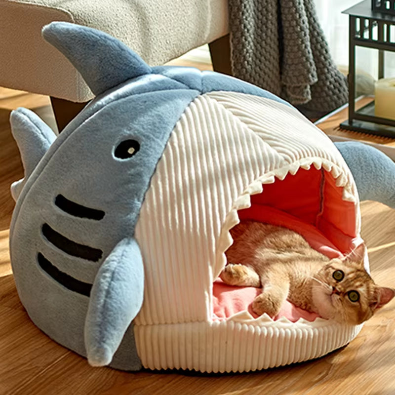 Enclosed Shark Cat Bed