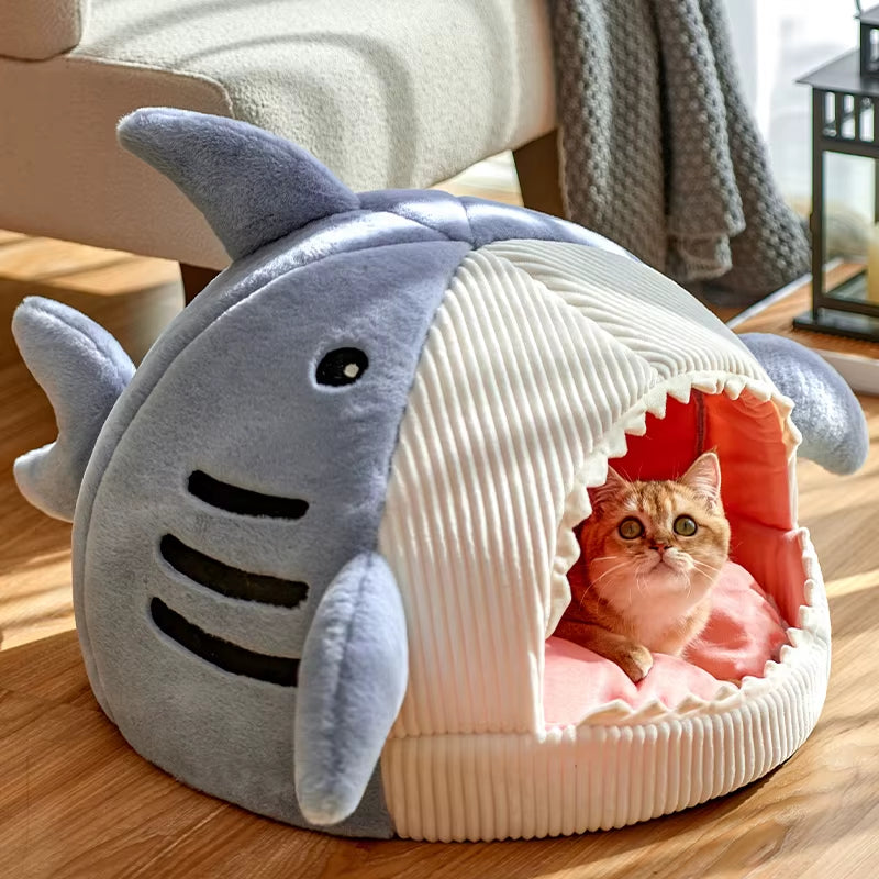 Enclosed Shark Cat Bed