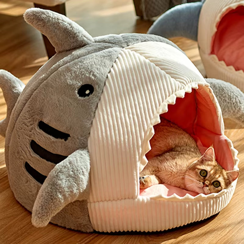 Enclosed Shark Cat Bed
